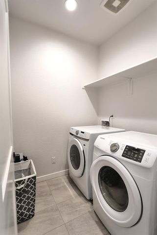 3280 Hummingbird Ct, West Sacramento, CA 95691