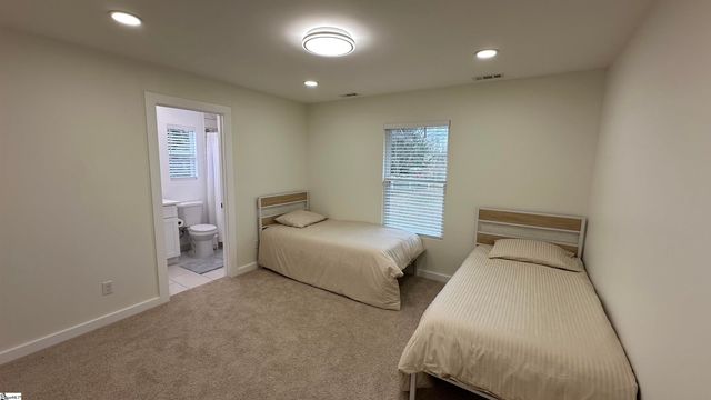 585 Cannon Ford Road, Inman, SC 29349