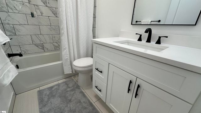 585 Cannon Ford Road, Inman, SC 29349