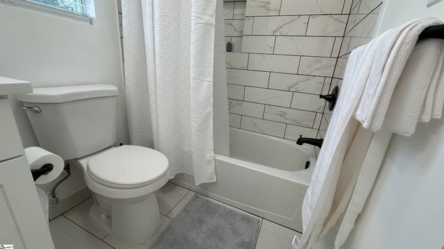 585 Cannon Ford Road, Inman, SC 29349