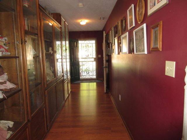 672 Saratoga Avenue, Newark, OH 43055