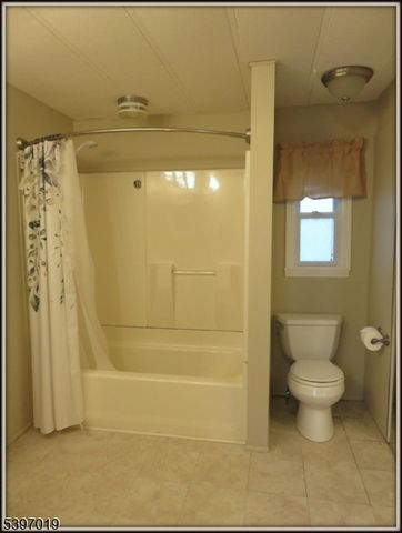 46 Orchard Street, Unit 2 2, Newton Town, NJ 07860