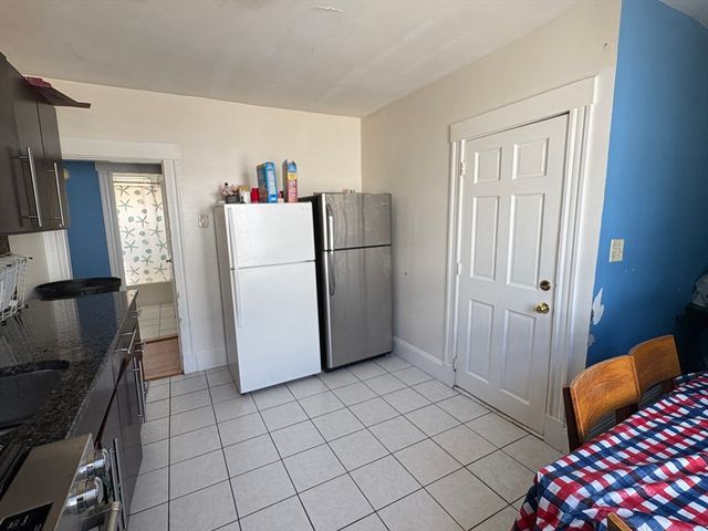 27 Stellman Rd 3, Boston, MA 02131