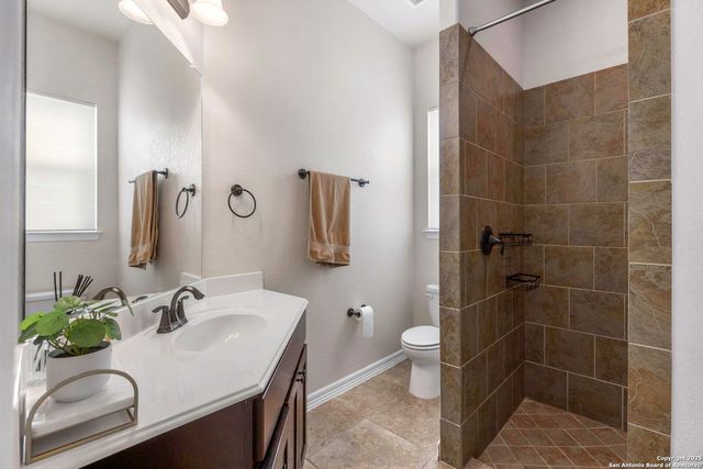 6131 Lowrie, San Antonio, TX 78239