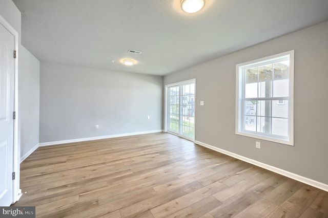 26 PACER DR, Hanover, PA 17331