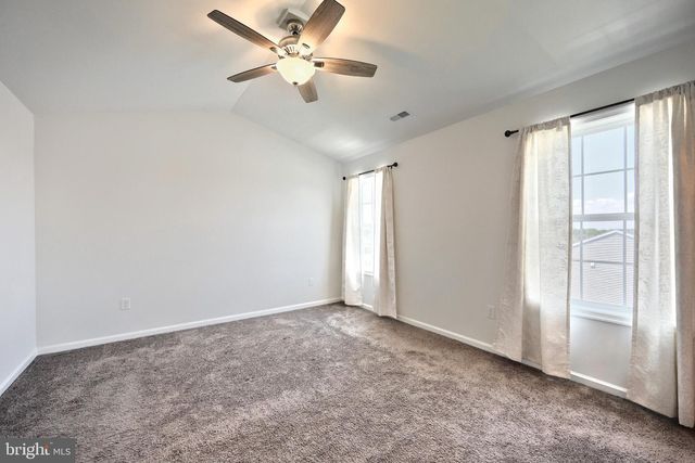 26 PACER DR, Hanover, PA 17331