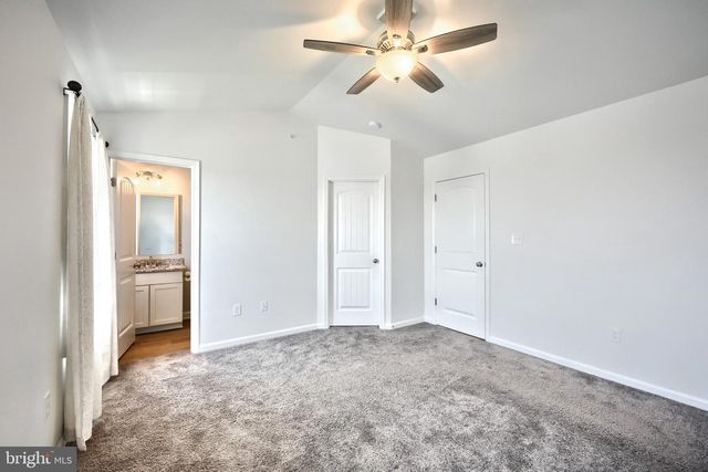 26 PACER DR, Hanover, PA 17331
