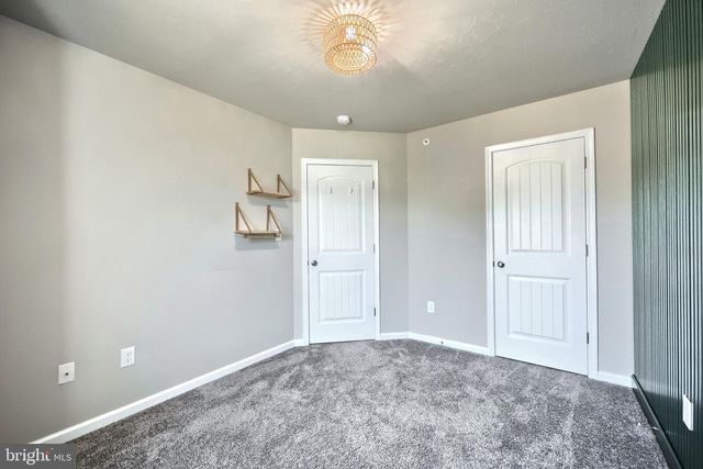 26 PACER DR, Hanover, PA 17331