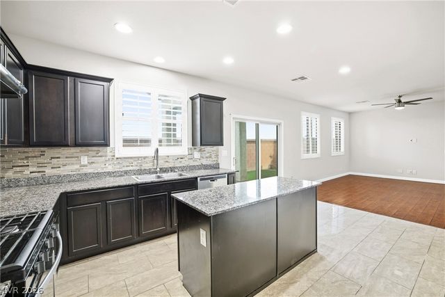 84 Marco Island Street, Las Vegas, NV 89148