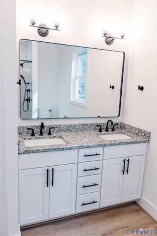 157 Barringer Ln, Bumpass, VA 23024