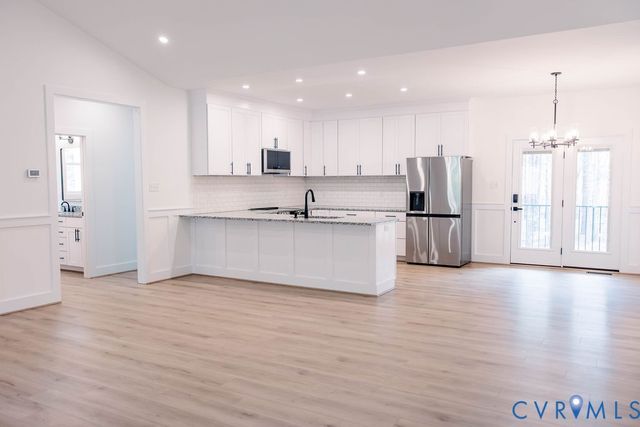 157 Barringer Ln, Bumpass, VA 23024