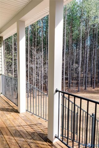 157 Barringer Ln, Bumpass, VA 23024