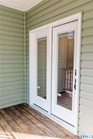 157 Barringer Ln, Bumpass, VA 23024