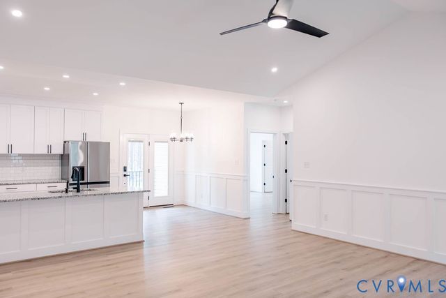 157 Barringer Ln, Bumpass, VA 23024