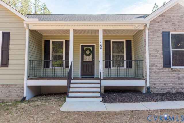 157 Barringer Ln, Bumpass, VA 23024