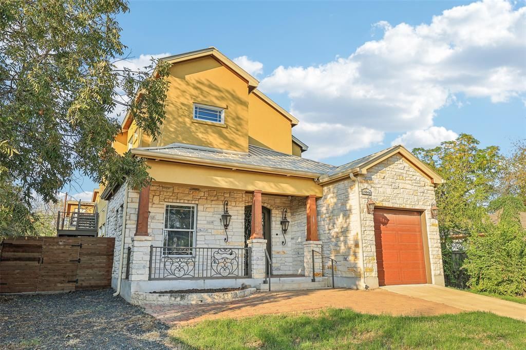 1904 E 13th ST, Austin, TX 78702