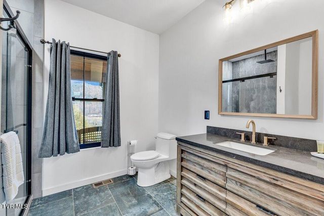 817 Neva View Lane, Mountain City, TN 37683