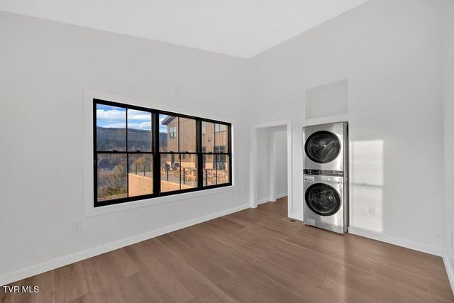 817 Neva View Lane, Mountain City, TN 37683