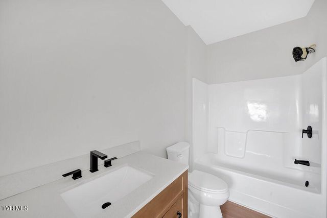 817 Neva View Lane, Mountain City, TN 37683