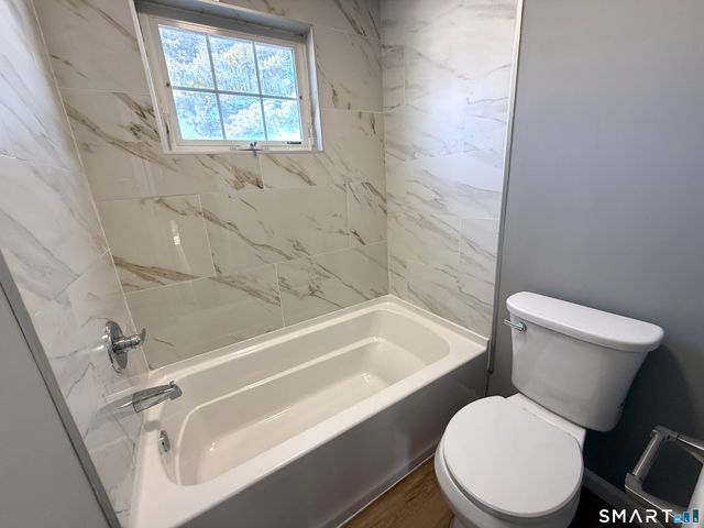 46 Salem Walk 46, Milford, CT 06460