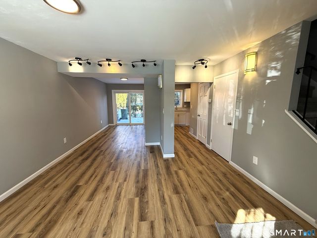 46 Salem Walk 46, Milford, CT 06460