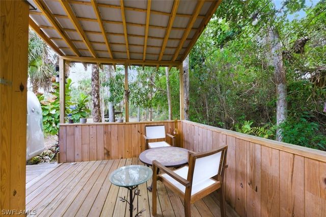 181 35th AVE NE, Naples, FL 34120