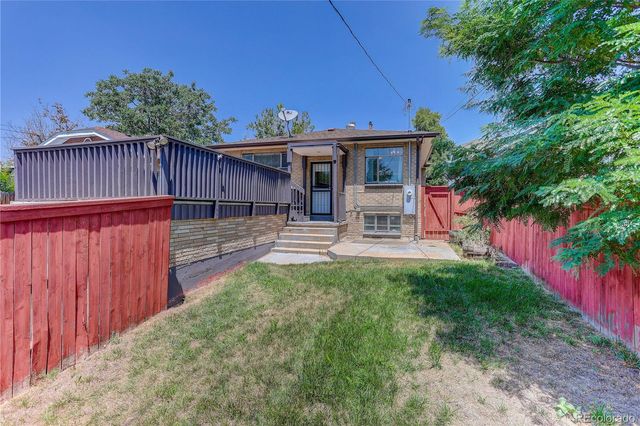 3386 W 36th Avenue, Denver, CO 80211