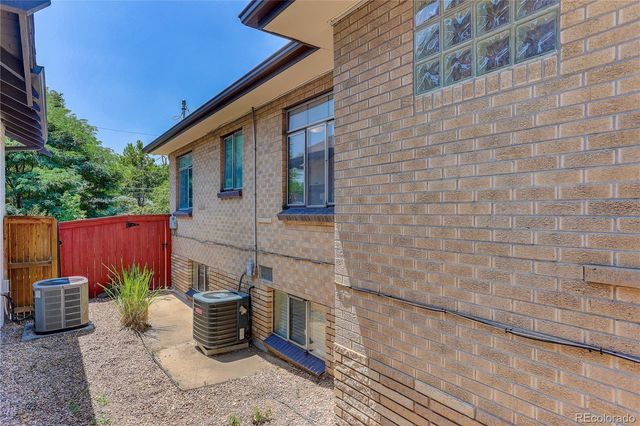 3386 W 36th Avenue, Denver, CO 80211
