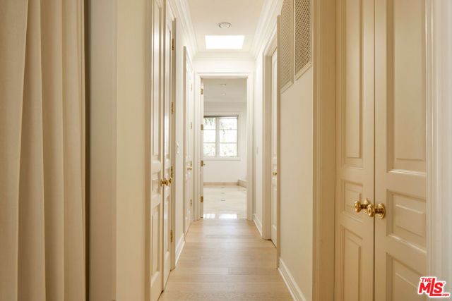 166 N Mccadden Place, Los Angeles, CA 90004
