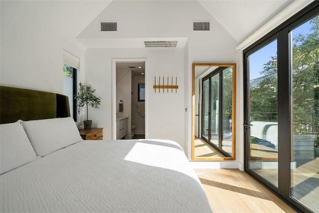 707 E Live Oak ST 2, Austin, TX 78704