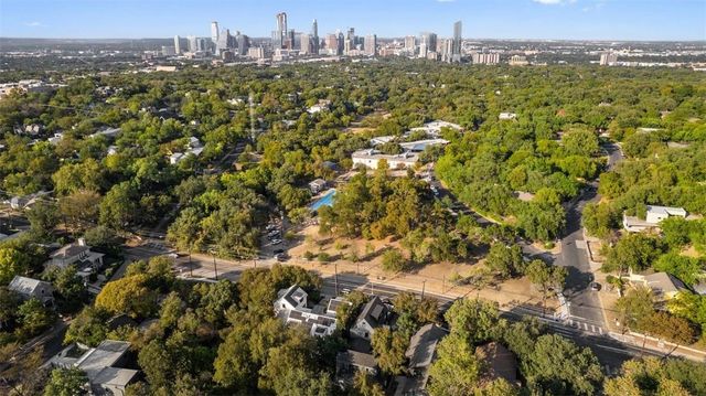 707 E Live Oak ST 2, Austin, TX 78704