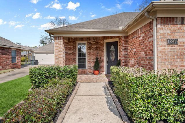 12935 Cascadia Knoll Court, Humble, TX 77346