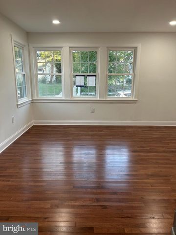 1313 CORAL SEA DR, Rockville, MD 20851
