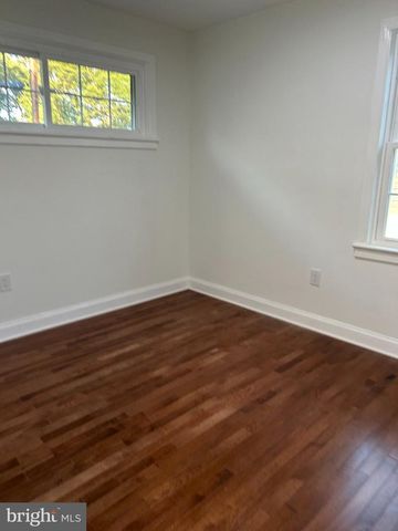 1313 CORAL SEA DR, Rockville, MD 20851