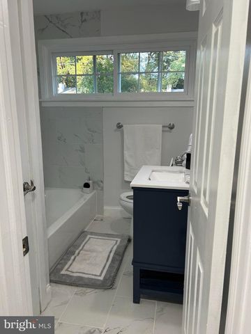 1313 CORAL SEA DR, Rockville, MD 20851
