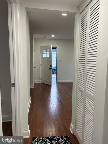 1313 CORAL SEA DR, Rockville, MD 20851
