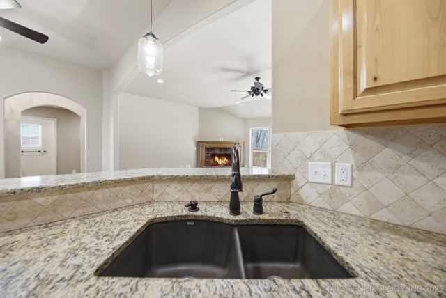 1530 W Keeling Avenue, Sapulpa, OK 74066