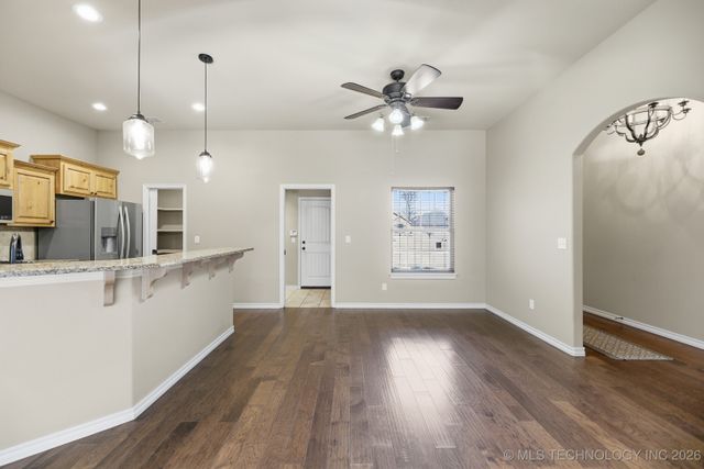 1530 W Keeling Avenue, Sapulpa, OK 74066