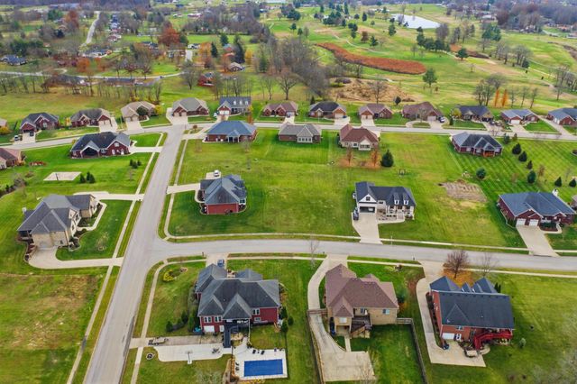 1015 Green Garden, Lawrenceburg, KY 40342