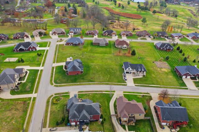 1015 Green Garden, Lawrenceburg, KY 40342