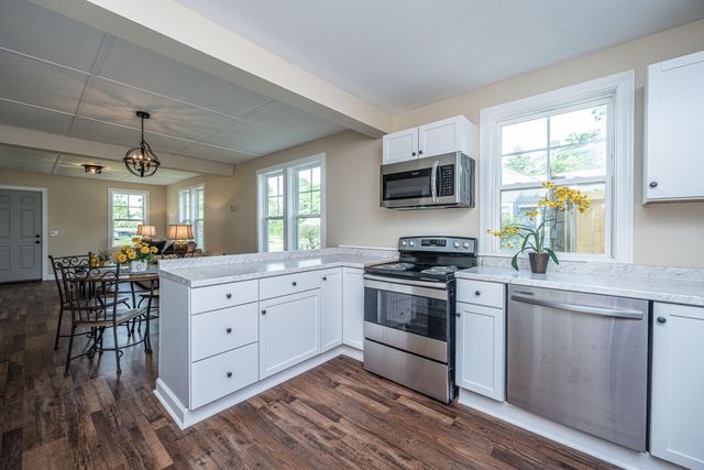 1146 Bennett Circle, Holly Hill, SC 29059