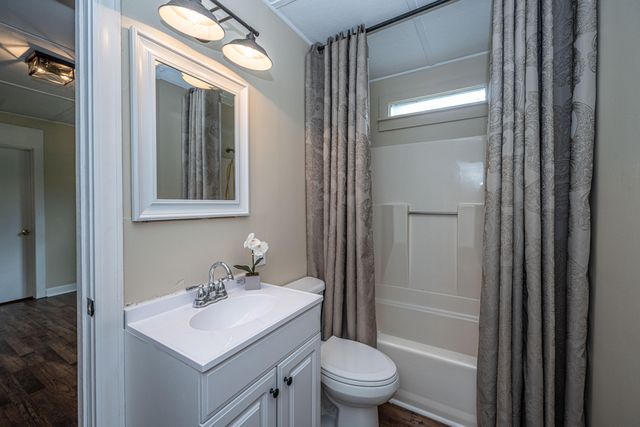1146 Bennett Circle, Holly Hill, SC 29059