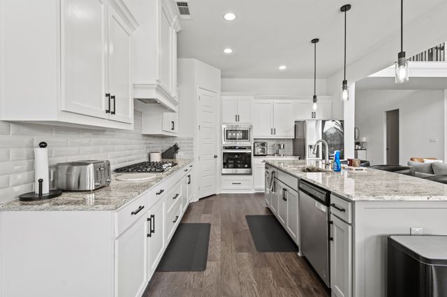 1526 Wild Indigo Drive, Mansfield, TX 76063