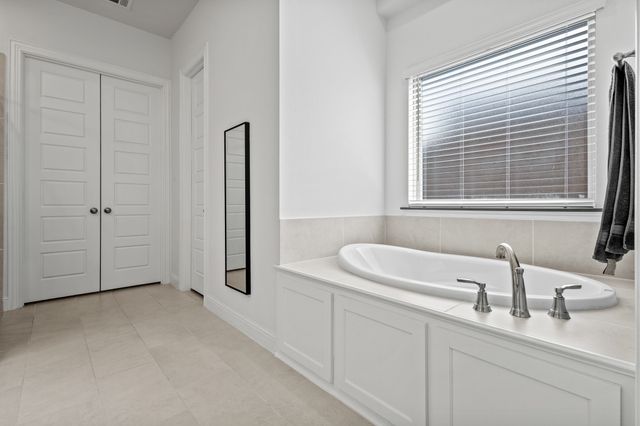 1526 Wild Indigo Drive, Mansfield, TX 76063