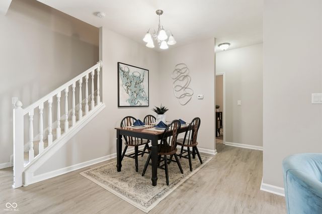 9654 Calamus Drive, Noblesville, IN 46060