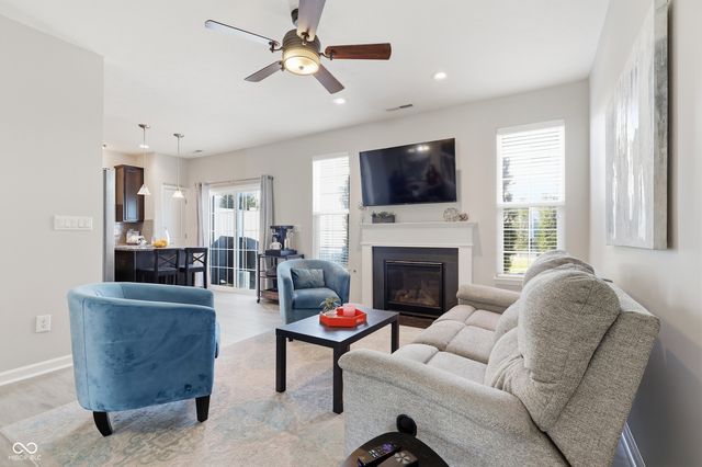 9654 Calamus Drive, Noblesville, IN 46060