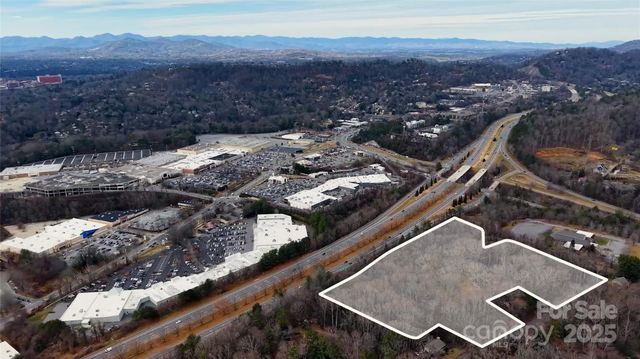 67 Shawnee Trail, Asheville, NC 28805