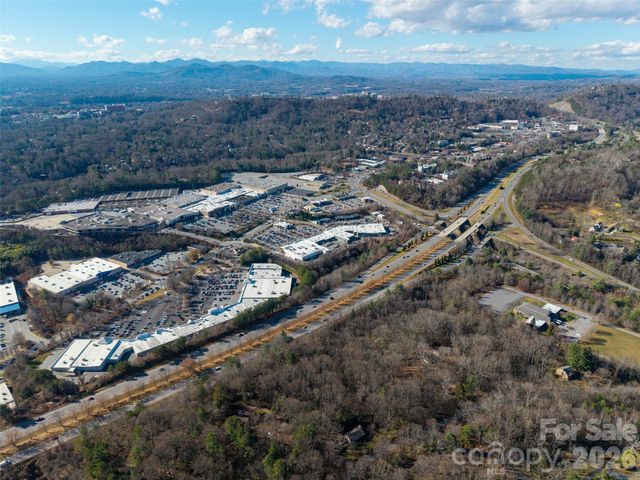 67 Shawnee Trail, Asheville, NC 28805