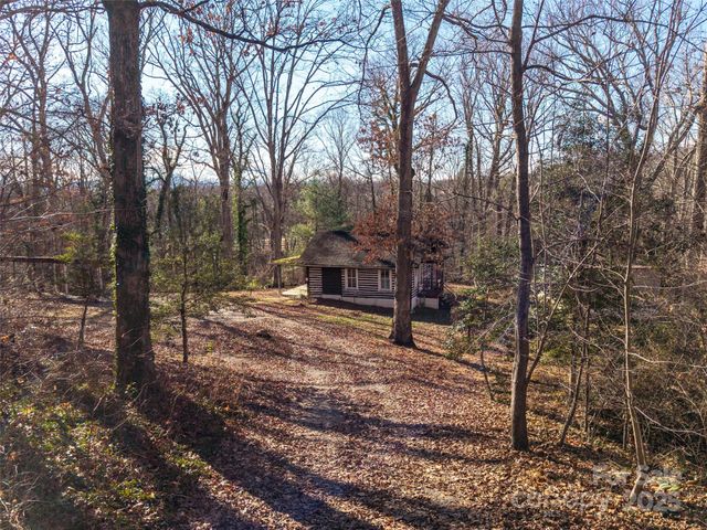 67 Shawnee Trail, Asheville, NC 28805