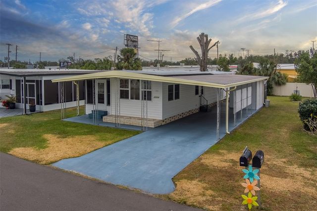 35204 ADA AVENUE, Zephyrhills, FL 33541